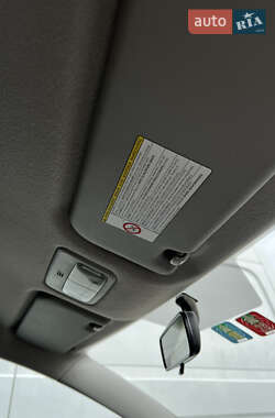 Хэтчбек Toyota Yaris 2008 в 
