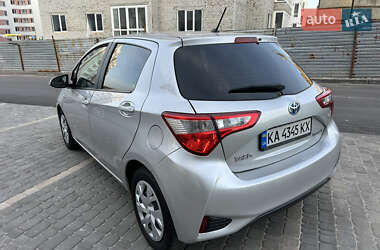 Хетчбек Toyota Yaris 2019 в 