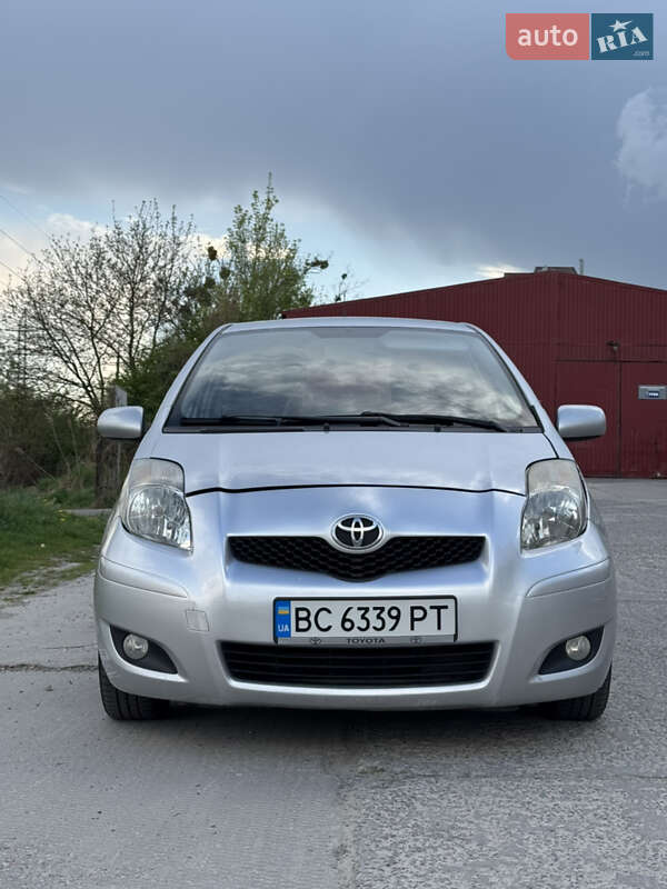 Toyota Yaris 2010