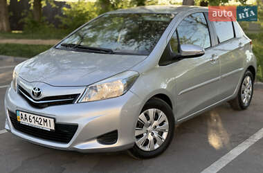 Хэтчбек Toyota Yaris 2012 в Виннице