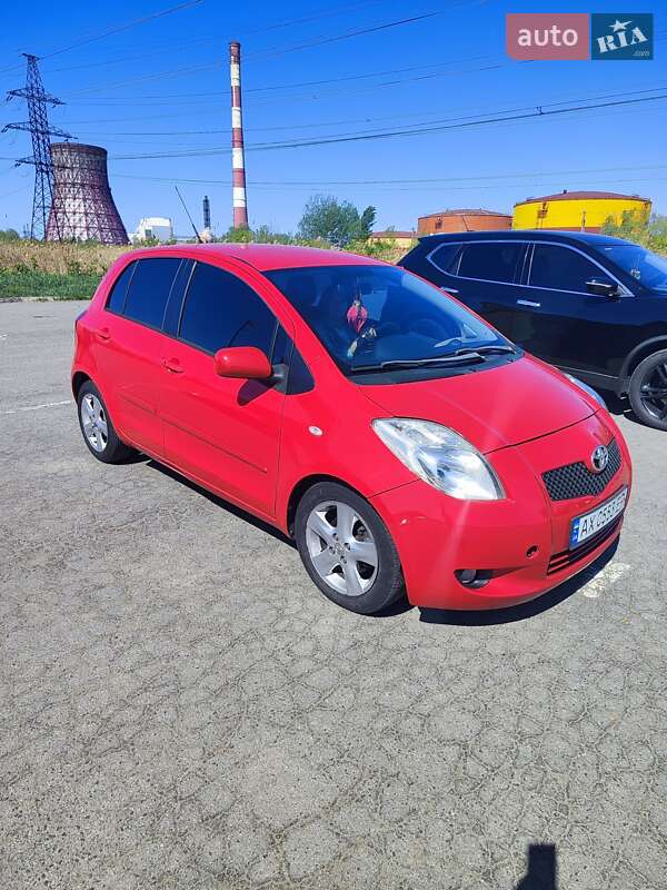 Хэтчбек Toyota Yaris 2007 в Харькове фото 6 Хэтчбек Toyota Yaris 2007 в Харькове