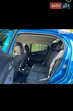 Седан Toyota Yaris 2017 в 