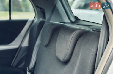 Хэтчбек Toyota Yaris 2008 в 