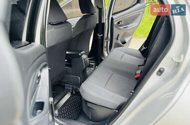 Хэтчбек Toyota Yaris 2020 в 