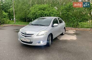 Седан Toyota Yaris 2007 в 