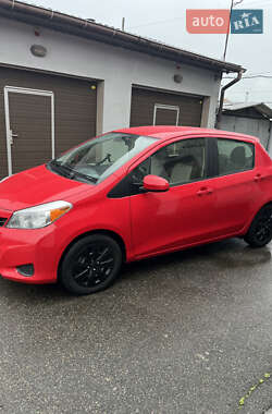 Хэтчбек Toyota Yaris 2012 в Киеве