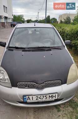 Хэтчбек Toyota Yaris 2001 в Киеве