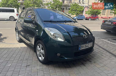 Хетчбек Toyota Yaris 2006 в Одесі