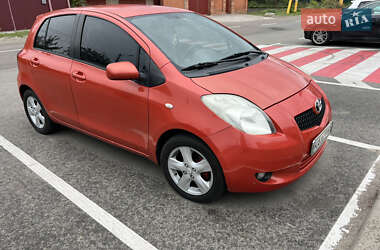 Хетчбек Toyota Yaris 2005 в Вишгороді