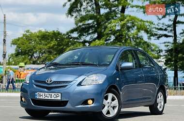 Седан Toyota Yaris 2007 в Одесі