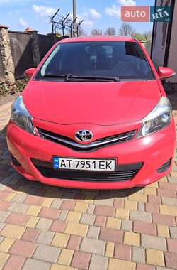 Хетчбек Toyota Yaris 2013 в Івано-Франківську