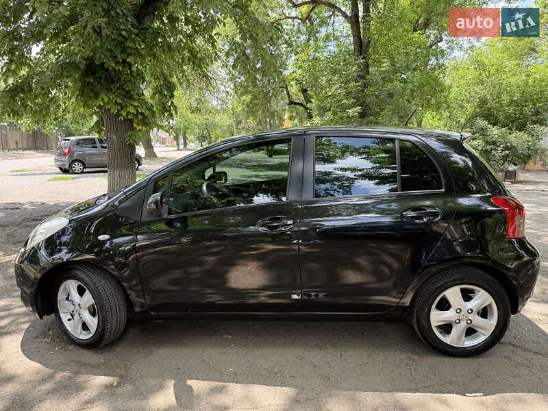 Хетчбек Toyota Yaris 2007 в Одесі