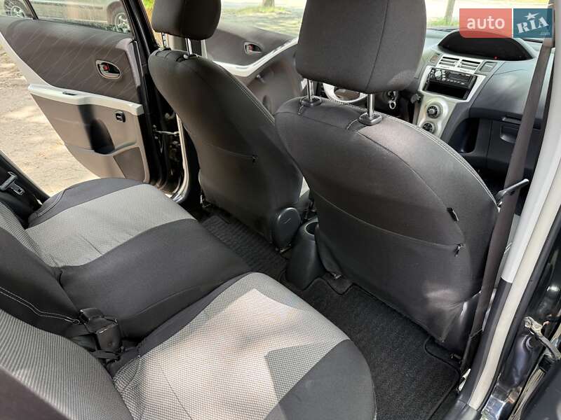Хетчбек Toyota Yaris 2007 в Одесі