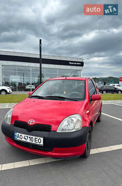 Хэтчбек Toyota Yaris 2003 в Мукачево