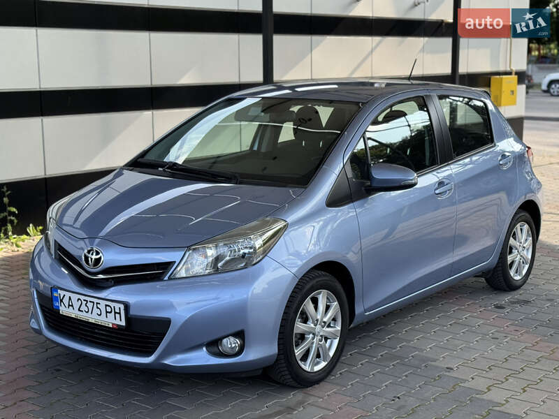 Хетчбек Toyota Yaris 2012 в Вінниці