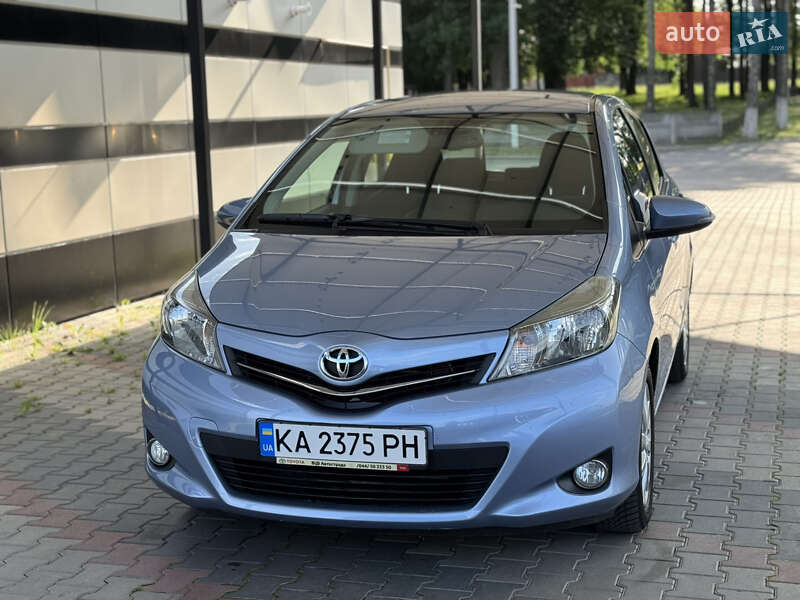 Хетчбек Toyota Yaris 2012 в Вінниці