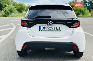 Хэтчбек Toyota Yaris 2022 в 