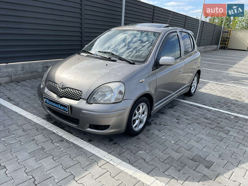 Toyota Yaris 2003