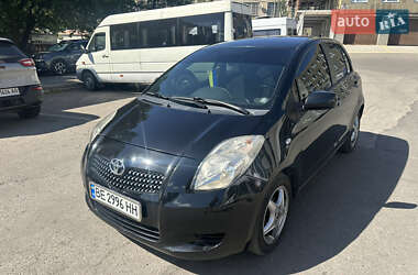 Хетчбек Toyota Yaris 2006 в Миколаєві