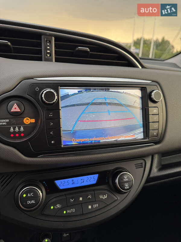 Хэтчбек Toyota Yaris 2016 в Харькове