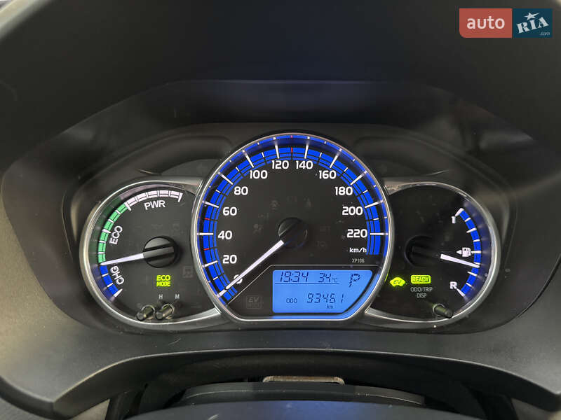 Хэтчбек Toyota Yaris 2016 в Харькове