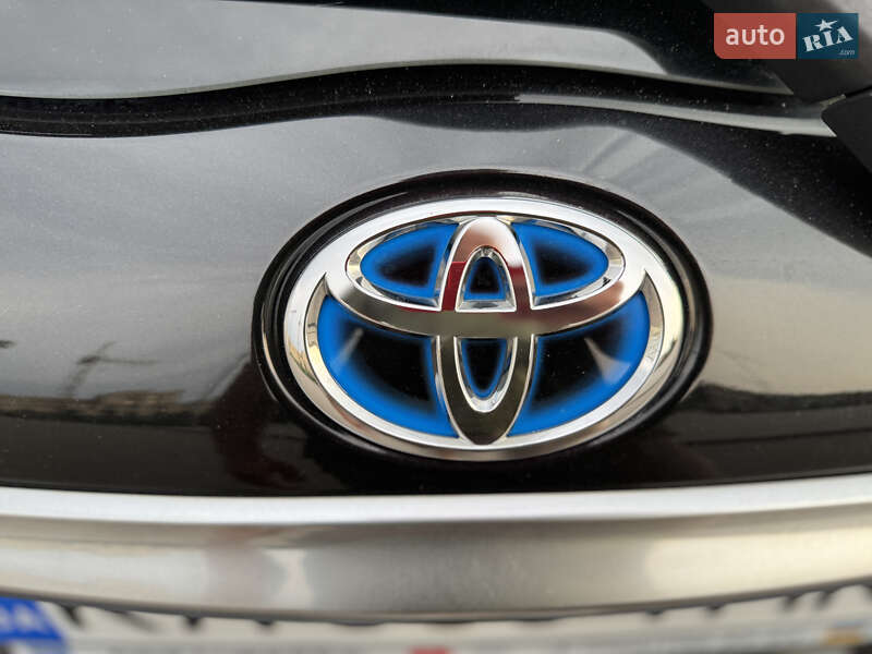 Хэтчбек Toyota Yaris 2016 в Харькове