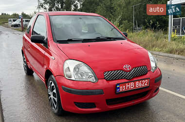 Хэтчбек Toyota Yaris 2004 в Львове