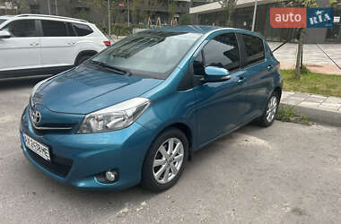 Хэтчбек Toyota Yaris 2014 в Киеве