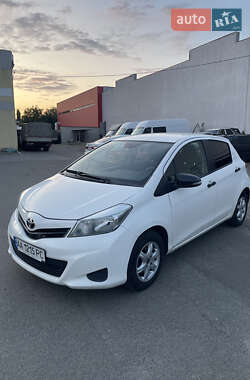 Хэтчбек Toyota Yaris 2012 в Киеве