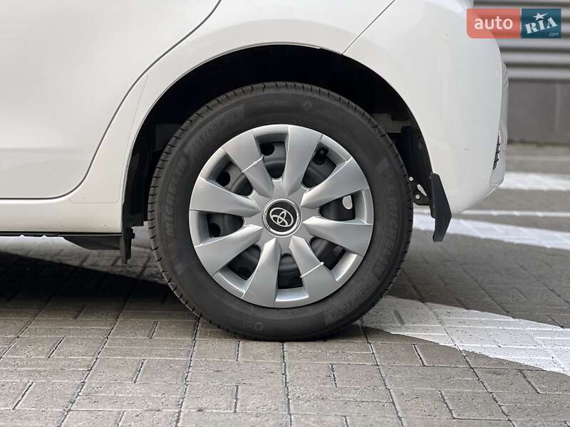Хетчбек Toyota Yaris 2019 в Києві