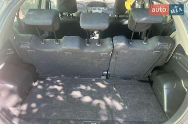 Хэтчбек Toyota Yaris 2006 в 