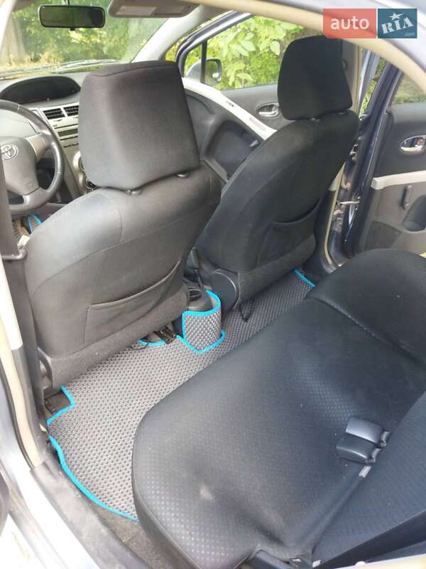 Хэтчбек Toyota Yaris 2010 в Львове