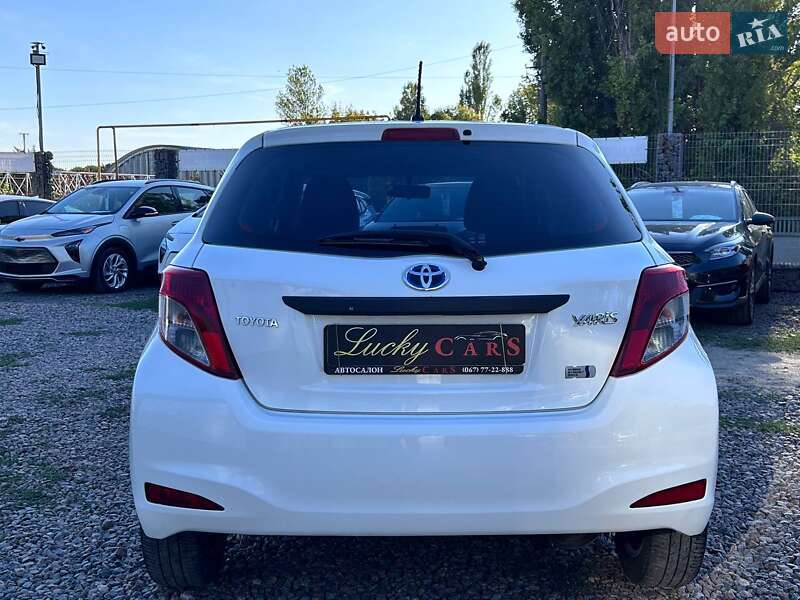 Хетчбек Toyota Yaris 2012 в Одесі