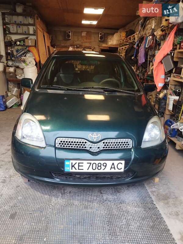 Хетчбек Toyota Yaris 1999 в Дніпрі