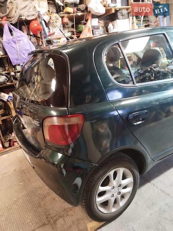 Хетчбек Toyota Yaris 1999 в Дніпрі
