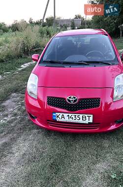 Хетчбек Toyota Yaris 2006 в Києві