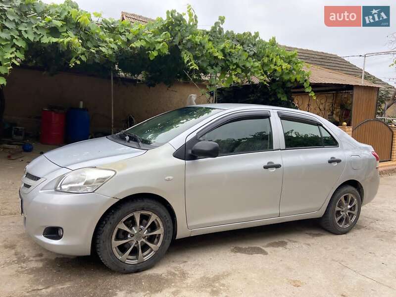 Седан Toyota Yaris 2006 в Измаиле фото 7 Седан Toyota Yaris 2006 в Измаиле