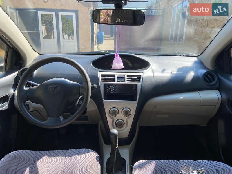 Седан Toyota Yaris 2006 в Измаиле фото 15 Седан Toyota Yaris 2006 в Измаиле