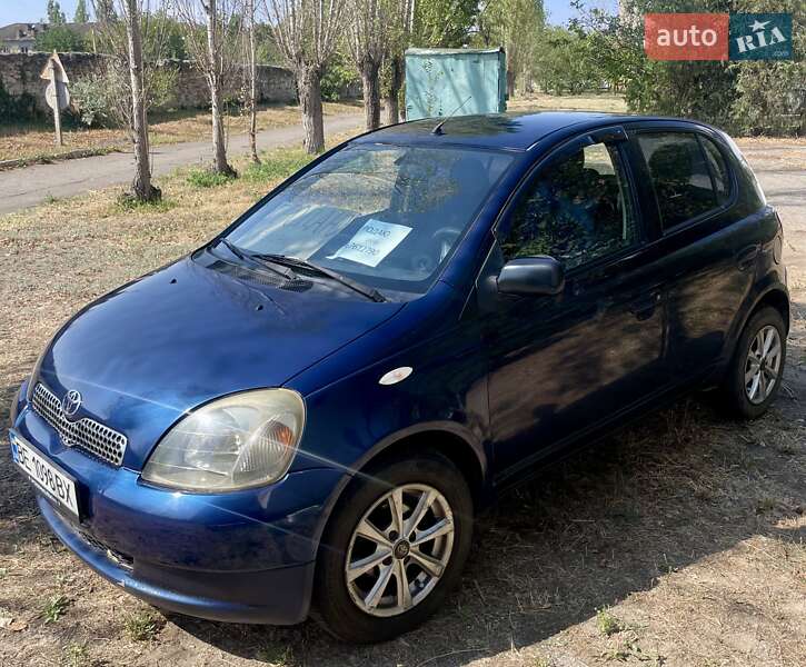 Toyota Yaris 2001