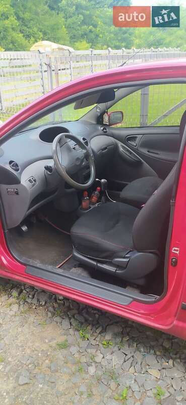 Хэтчбек Toyota Yaris 2003 в Ужгороде фото 2 Хэтчбек Toyota Yaris 2003 в Ужгороде