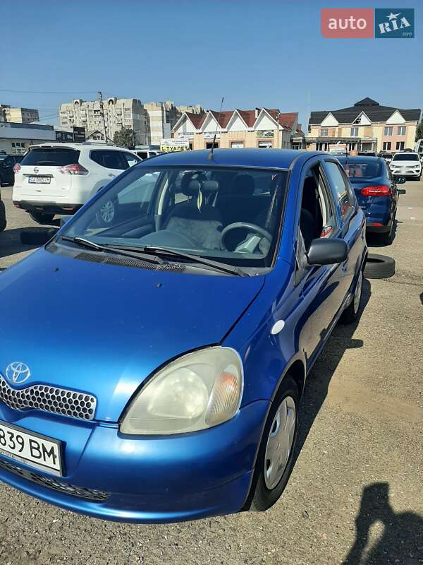 Хетчбек Toyota Yaris 2001 в Черкасах