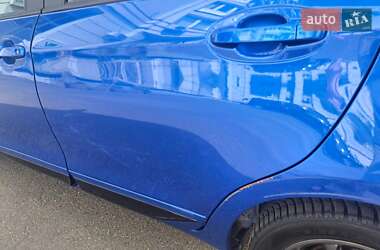 Хэтчбек Toyota Yaris 2018 в Киеве