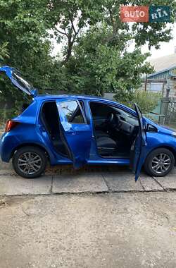 Toyota Yaris 2016