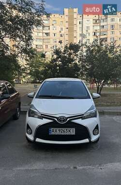 Хетчбек Toyota Yaris 2014 в Києві