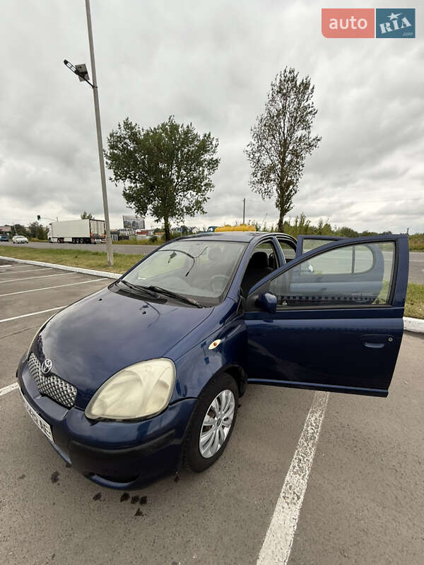 Хетчбек Toyota Yaris 2004 в Луцьку