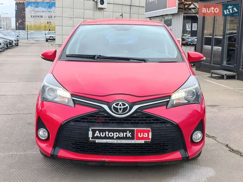 Хэтчбек Toyota Yaris 2015 в Харькове