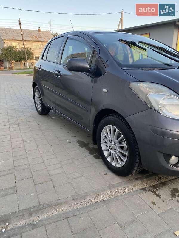 Хэтчбек Toyota Yaris 2009 в Львове фото 7 Хэтчбек Toyota Yaris 2009 в Львове