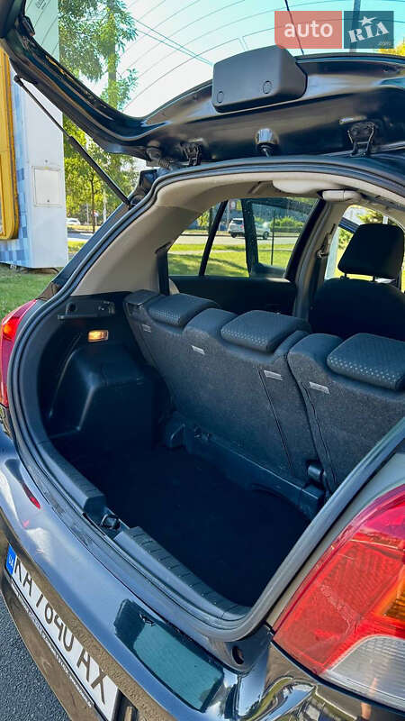 Хетчбек Toyota Yaris 2009 в Києві