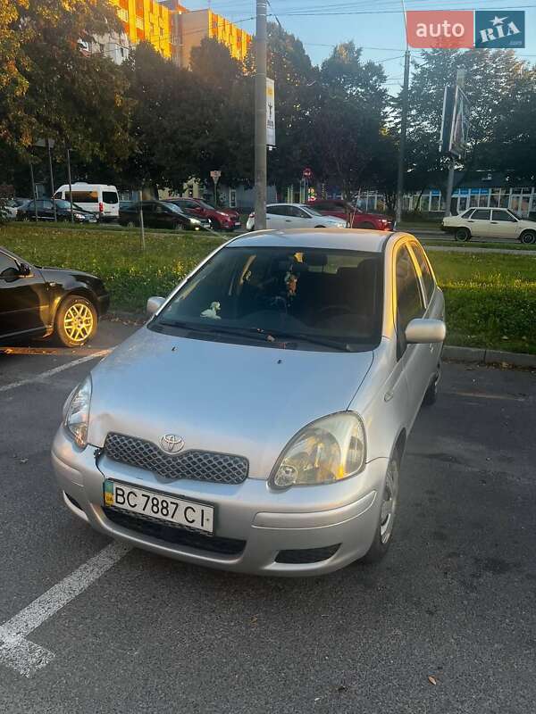 Хэтчбек Toyota Yaris 2005 в Львове