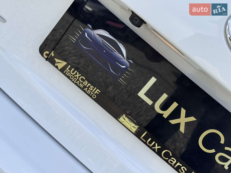 Хетчбек Toyota Yaris 2018 в Івано-Франківську